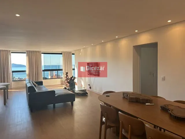 Apartamento 3 quartos e 3 banheiros, à venda, no bairro Centro - Quilombo em Penha