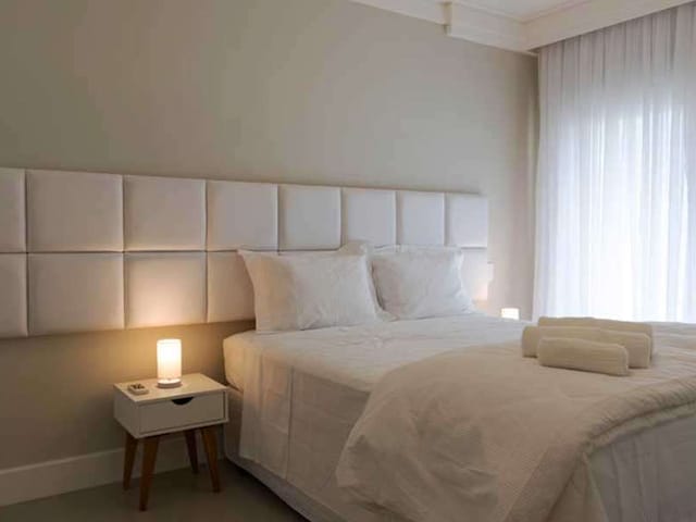 Apartamento com 190m² 3 quartos e 4 banheiros, para alugar, no bairro Centro em Florianópolis