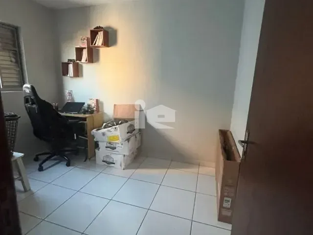 Apartamento à venda, no bairro Parque Industrial Floresta em Rolândia