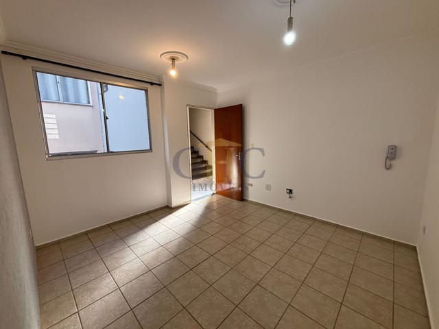 Apartamento com 55m² 2 quartos e 1 banheiro, à venda, no bairro Vila Augusta em Sorocaba