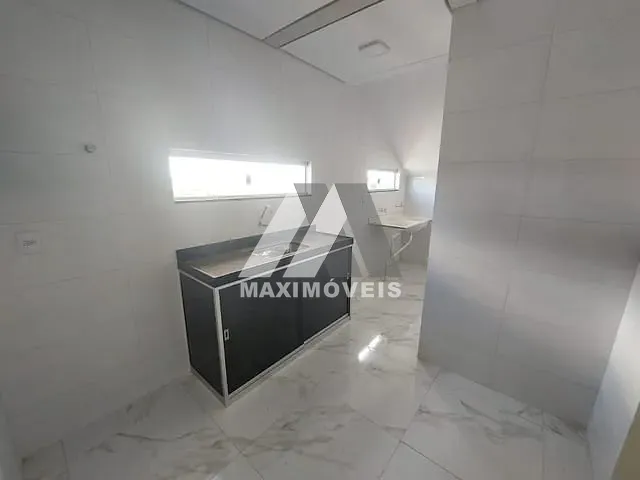 Apartamento 1 quarto e 1 banheiro, para alugar, no bairro Centro em Araçuaí