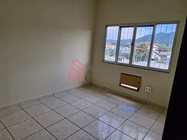Apartamento 1 quarto e 1 banheiro, à venda ou para alugar, no bairro Itaipu em Niterói