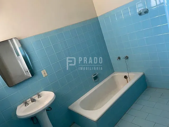 Apartamento com 137m² 3 quartos e 2 banheiros, à venda, no bairro Centro em Pelotas