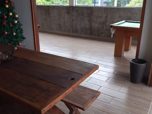 Apartamento 3 quartos e 4 banheiros, para alugar, no bairro Centro em Rio das Ostras