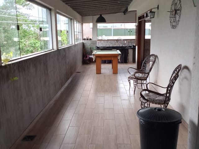 Apartamento 3 quartos e 4 banheiros, para alugar, no bairro Centro em Rio das Ostras