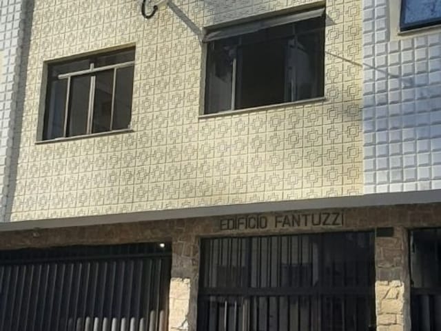 Apartamento 3 quartos e 2 banheiros, à venda, no bairro Granbery em Juiz de Fora