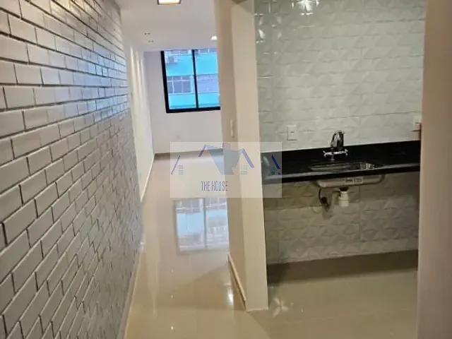 Apartamento 2 quartos e 1 banheiro, à venda, no bairro Centro em Niterói