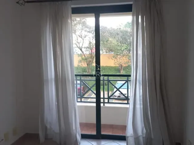 Apartamento com 60m² 2 quartos e 1 banheiro, para alugar, no bairro Parque Rural Fazenda Santa Cândida em Campinas