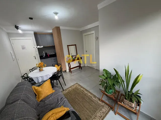 Apartamento 2 quartos e 1 banheiro, à venda, no bairro Vila São Luiz em Ourinhos
