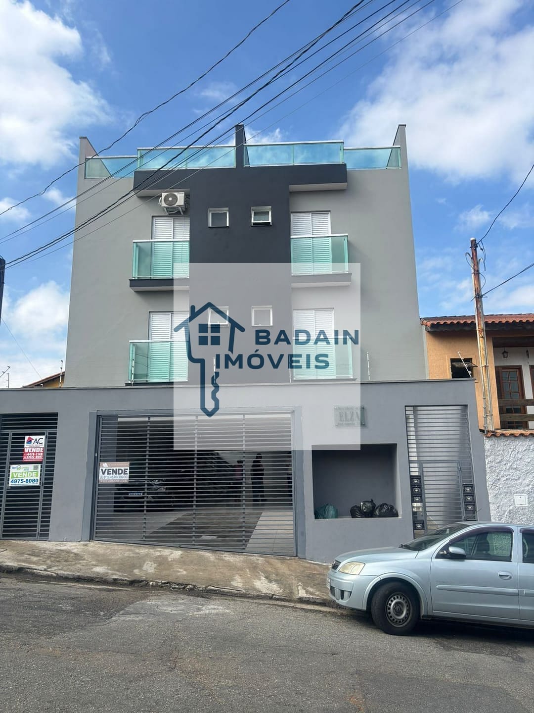Apartamento à venda com 2 quartos, 100m² - Foto 1
