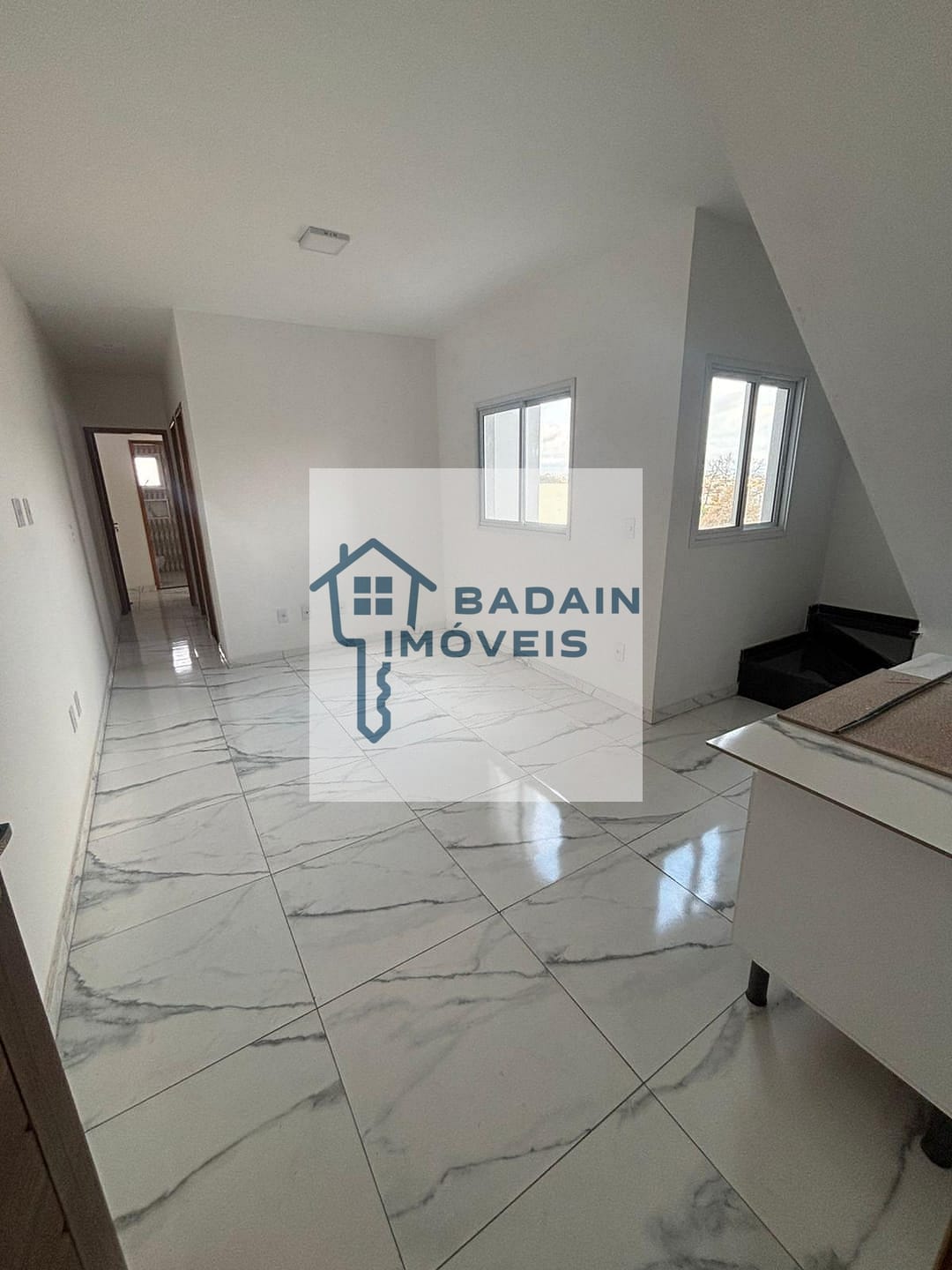 Apartamento à venda com 2 quartos, 100m² - Foto 11