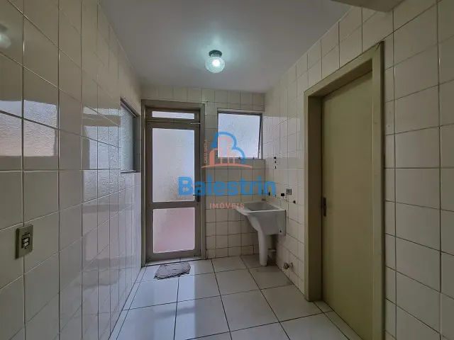 Apartamento 1 quarto e 1 banheiro, para alugar, no bairro Centro em Fraiburgo