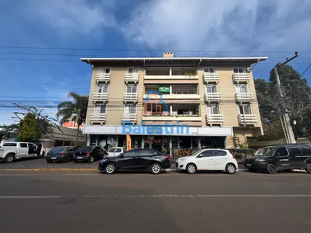 Apartamento 1 quarto e 1 banheiro, para alugar, no bairro Centro em Fraiburgo