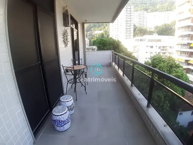 Cobertura / Penthouse com 217m² 2 quartos e 4 banheiros, à venda, no bairro Laranjeiras em Rio de Janeiro