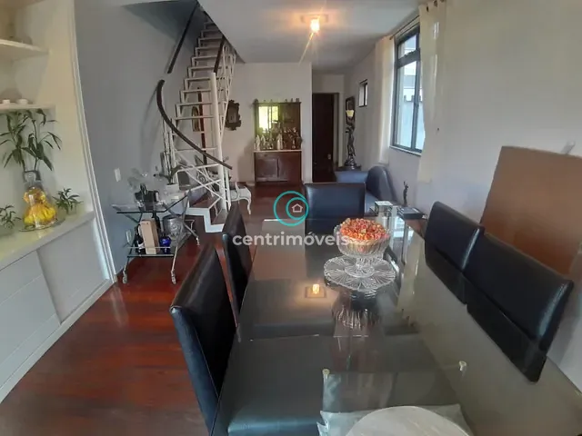 Cobertura / Penthouse com 217m² 2 quartos e 4 banheiros, à venda, no bairro Laranjeiras em Rio de Janeiro