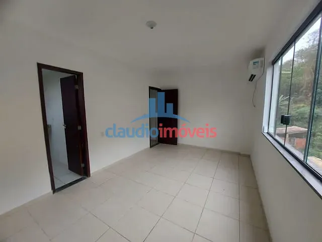Apartamento 2 quartos e 2 banheiros, à venda ou para alugar, no bairro Santa Rosa em Barra Mansa