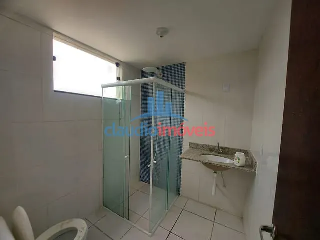 Apartamento 2 quartos e 2 banheiros, à venda ou para alugar, no bairro Santa Rosa em Barra Mansa