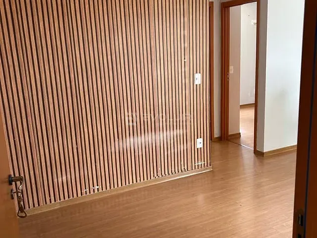Apartamento 2 quartos e 1 banheiro, para alugar, no bairro Zona Industrial Pedro Abrão em Goiânia