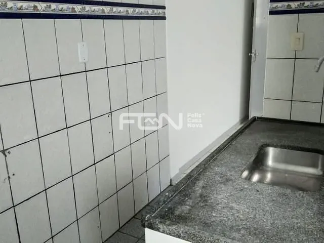 Apartamento com 43m² 2 quartos e 1 banheiro, à venda, no bairro Gleba C em Camaçari