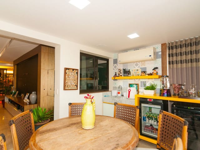 Apartamento com 392m² 4 quartos e 4 banheiros, à venda, no bairro Praia da Costa em Vila Velha