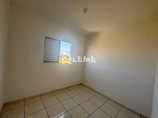 Apartamento 2 quartos e 1 banheiro, à venda, no bairro Residencial Samambaia em Mococa