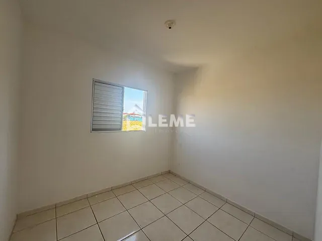 Apartamento 2 quartos e 1 banheiro, à venda, no bairro Residencial Samambaia em Mococa