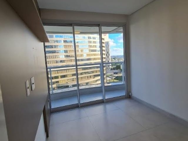 Apartamento 2 quartos e 2 banheiros, para alugar, no bairro Dezoito do Forte Empresarial/Alphaville. em Barueri