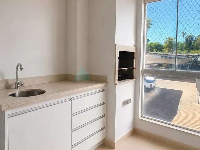 Apartamento 3 quartos e 1 banheiro, para alugar, no bairro Setor Central em Catalão