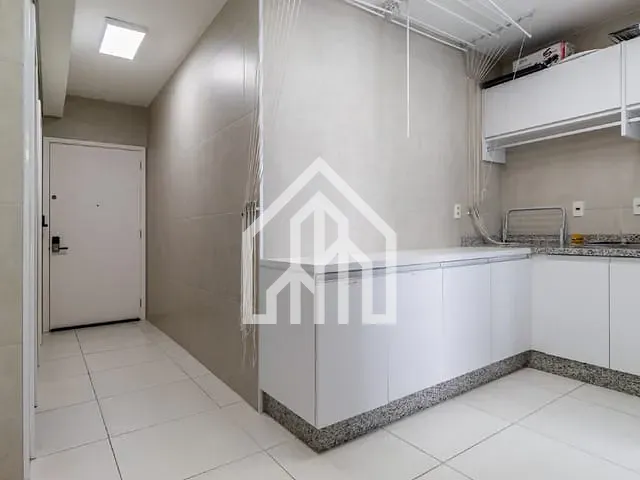Apartamento 5 quartos e 6 banheiros, à venda, no bairro Vila Suzana em São Paulo