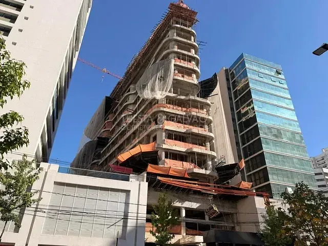 Apartamento com 17m² 1 quarto e 1 banheiro, à venda, no bairro Vila Izabel em Curitiba