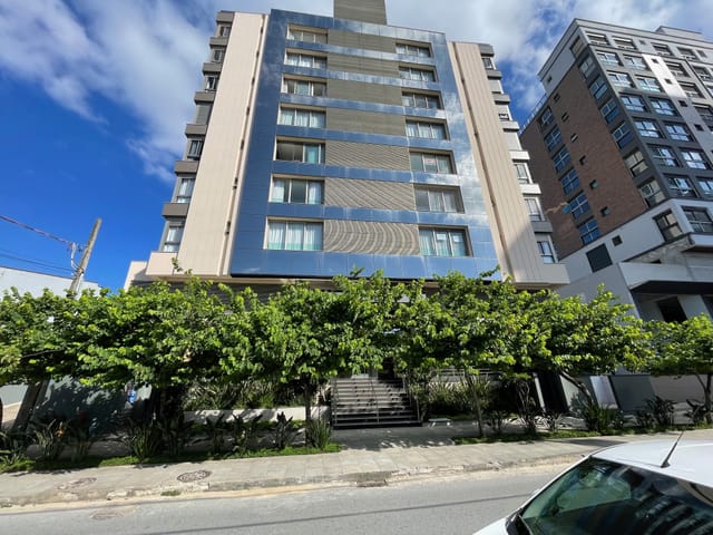Apartamento com 151m² 3 quartos e 4 banheiros, à venda, no bairro Agronômica em Florianópolis