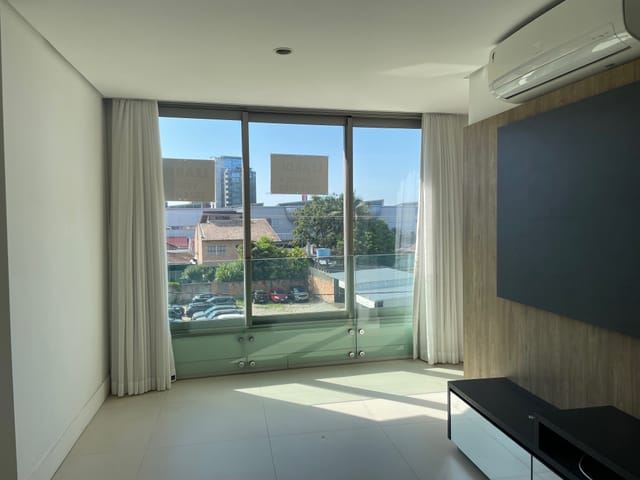 Apartamento com 151m² 3 quartos e 4 banheiros, à venda, no bairro Agronômica em Florianópolis