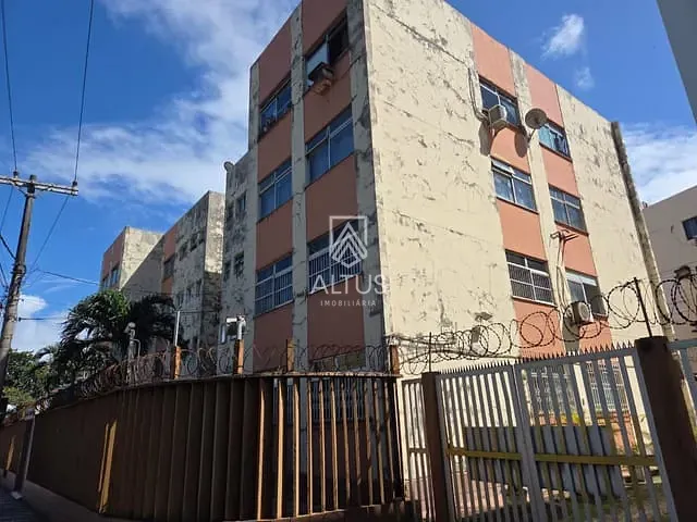 Apartamento 3 quartos e 1 banheiro, para alugar, no bairro Rio Vermelho em Salvador