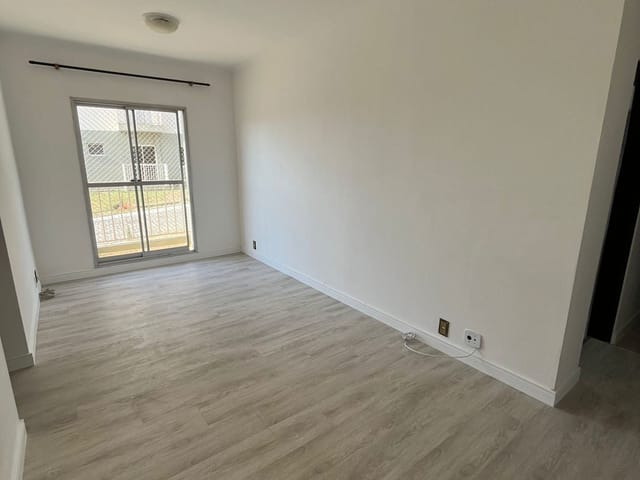 Apartamento 2 quartos e 1 banheiro, à venda, no bairro Jardim Adriana em Indaiatuba