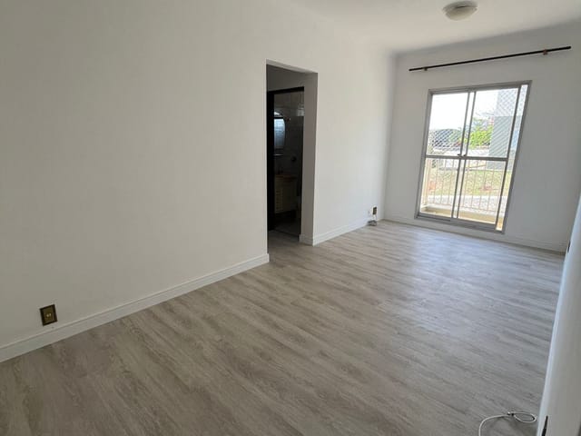 Apartamento 2 quartos e 1 banheiro, à venda, no bairro Jardim Adriana em Indaiatuba