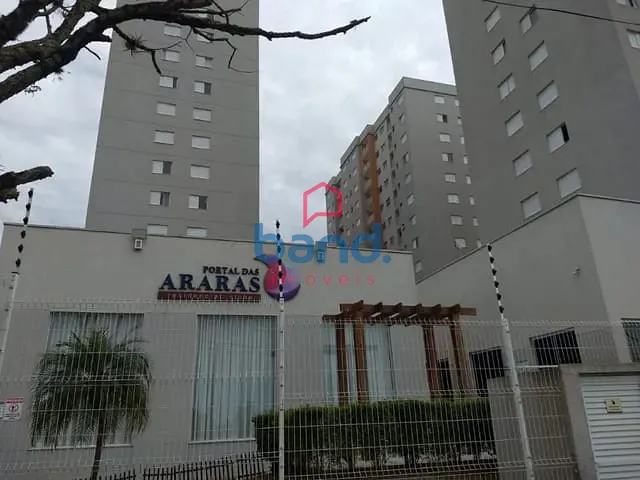 Apartamento com 62m² 2 quartos e 1 banheiro, à venda, no bairro Parque Residencial Rafael Alcala em Porto Feliz