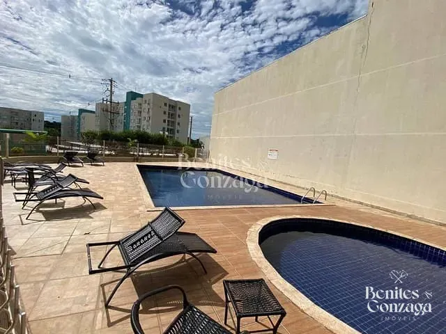 Apartamento com 51m² 2 quartos e 1 banheiro, à venda, no bairro Cidade Universitária em Maringá