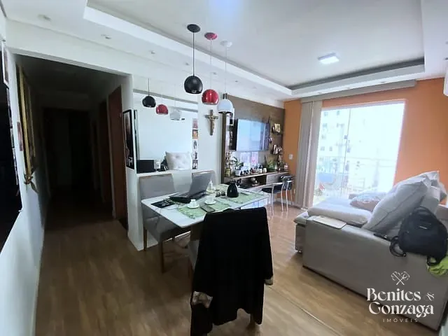 Apartamento com 51m² 2 quartos e 1 banheiro, à venda, no bairro Cidade Universitária em Maringá