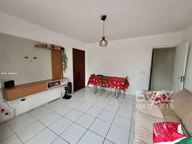 Apartamento com 54m² 2 quartos e 1 banheiro, à venda, no bairro Centro em Cabo Frio