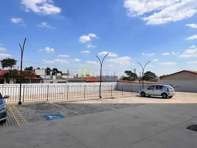 Apartamento 2 quartos e 2 banheiros, à venda ou para alugar, no bairro Parque Residencial São Marcos em Porto Feliz