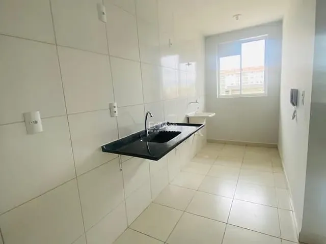 Apartamento com 73m² 3 quartos e 2 banheiros, à venda, no bairro Brasília em Cascavel