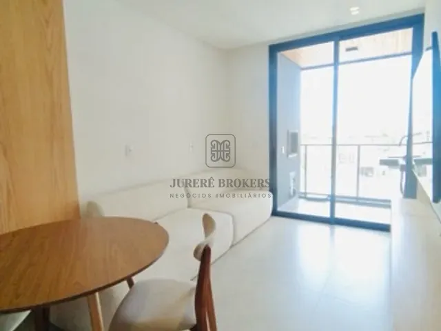 Apartamento com 94m² 2 quartos e 3 banheiros, à venda, no bairro Jurerê em Florianópolis