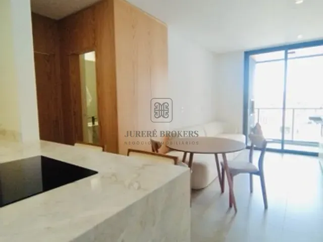 Apartamento com 94m² 2 quartos e 3 banheiros, à venda, no bairro Jurerê em Florianópolis