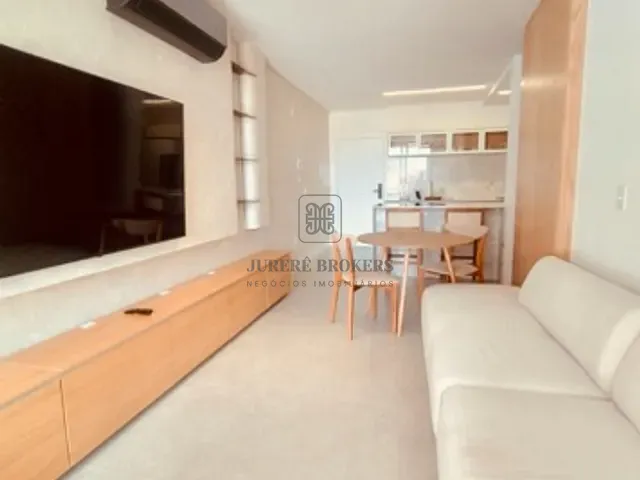 Apartamento com 94m² 2 quartos e 3 banheiros, à venda, no bairro Jurerê em Florianópolis