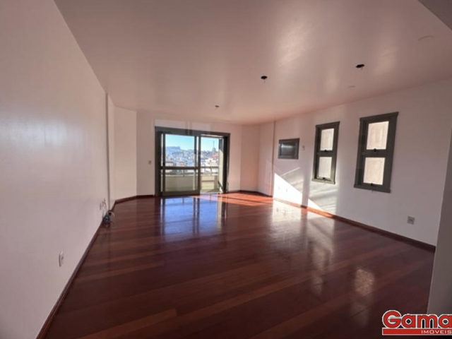 Apartamento com 174m² 3 quartos e 3 banheiros, à venda, no bairro Centro em Nova Prata