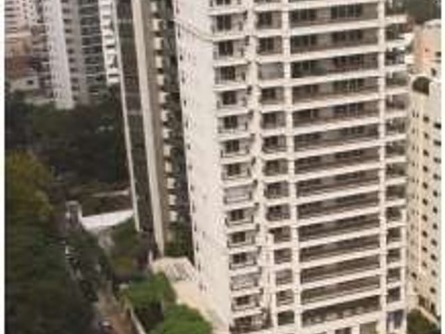 Apartamento 4 quartos e 2 banheiros, à venda, no bairro Moema em São Paulo