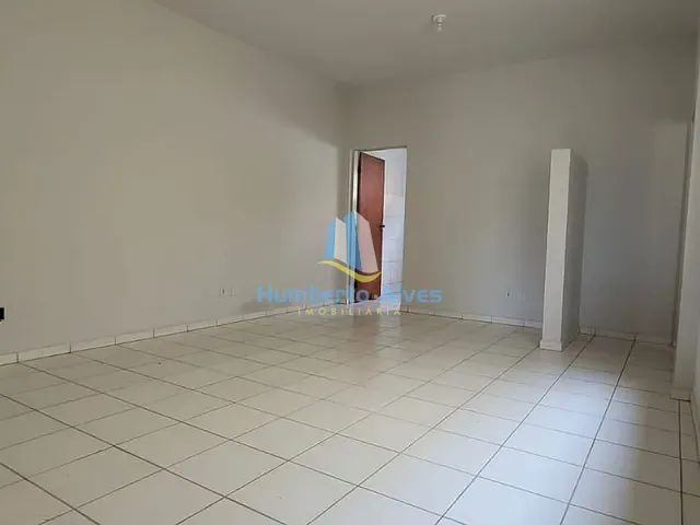 Apartamento 2 quartos e 2 banheiros, à venda, no bairro Candeias em Vitória da Conquista