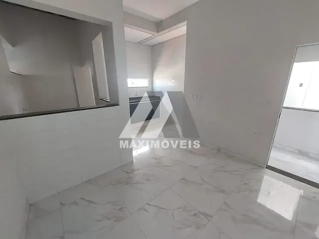 Apartamento 1 quarto e 1 banheiro, para alugar, no bairro Centro em Araçuaí