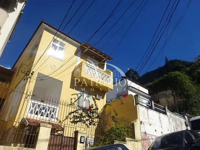 Apartamento 3 quartos e 2 banheiros, para alugar, no bairro Humaitá em Rio de Janeiro