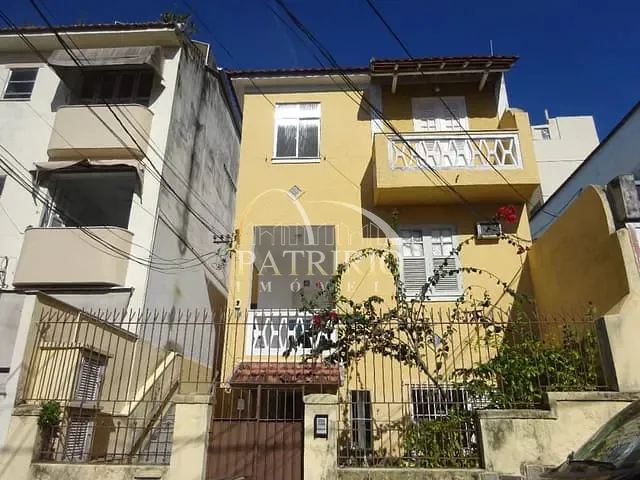 Apartamento 3 quartos e 2 banheiros, para alugar, no bairro Humaitá em Rio de Janeiro